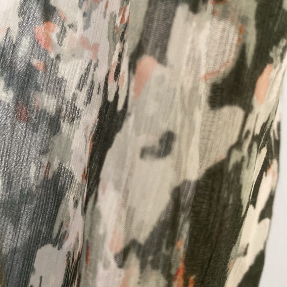 Noisy may Blouse - Picture 3 of 4